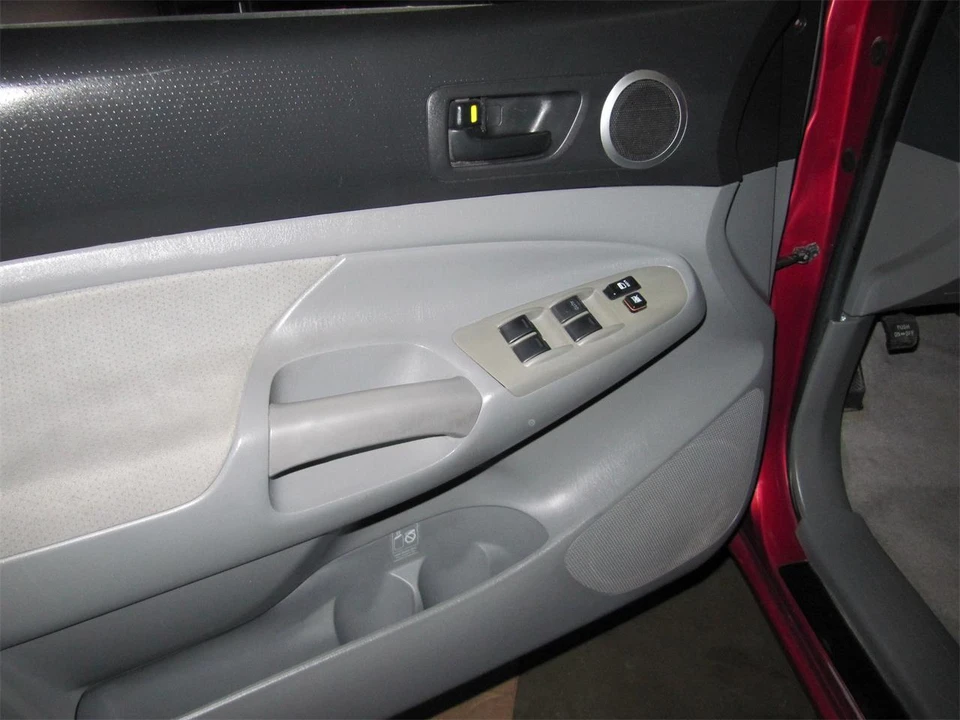 2007 Toyota Tacoma 2nd Gen - Image 13 of 29