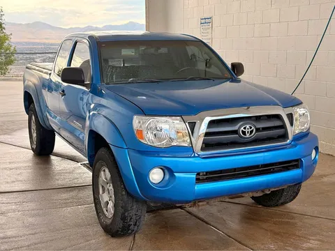 2007 Toyota Tacoma Access Cab TRD Off-Road Pickup 4D 6 ft