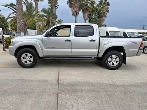 2007 Toyota Tacoma Double Cab TRD Off-Road Pickup 4D 5 ft