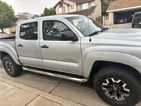2007 Toyota Tacoma Double Cab TRD Off-Road Pickup 4D 5 ft