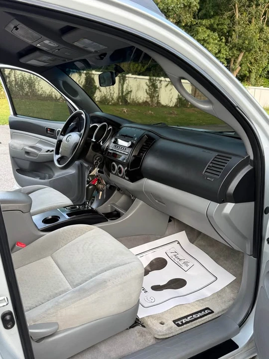 2007 Toyota Tacoma 2nd Gen - Image 7 of 20