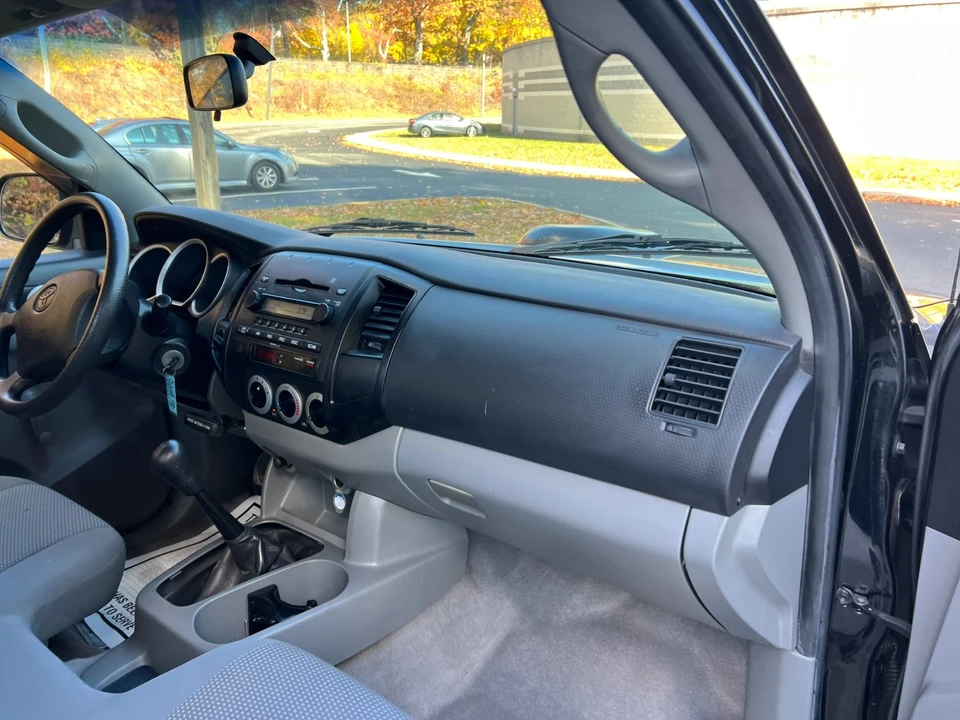2007 Toyota Tacoma 2nd Gen - Image 12 of 21