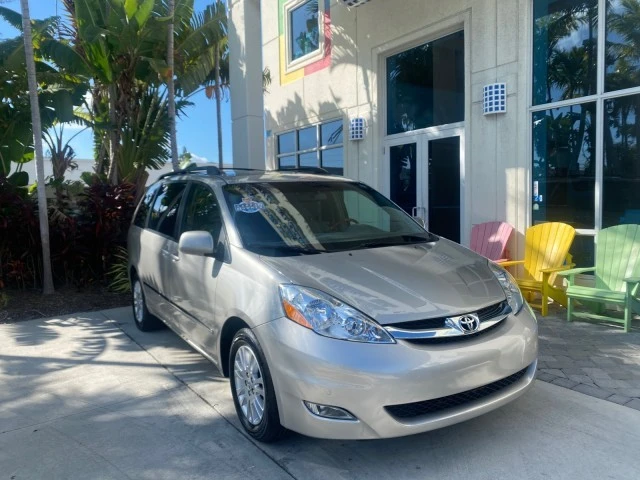 2007 Toyota Sienna 2nd Gen - Image 2 of 21