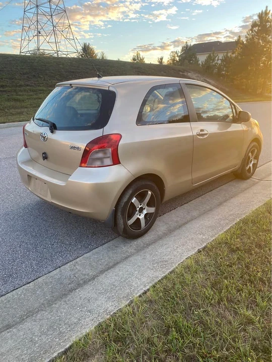 2007 Toyota Yaris - Image 2 of 8