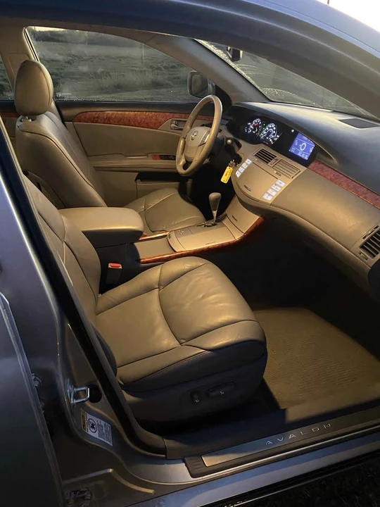 2007 Toyota Avalon 3rd Gen - Image 6 of 19
