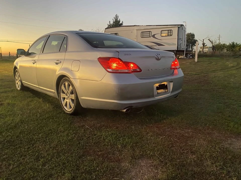 2007 Toyota Avalon 3rd Gen - Image 3 of 19