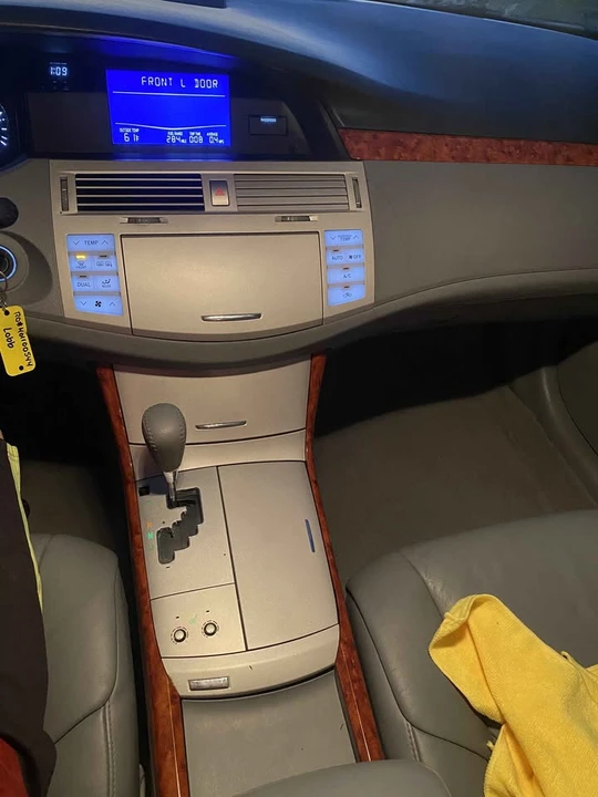 2007 Toyota Avalon 3rd Gen - Image 9 of 19