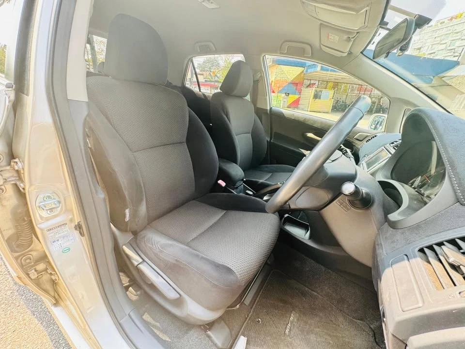 2007 Toyota Corolla 10th Gen - Image 5 of 20