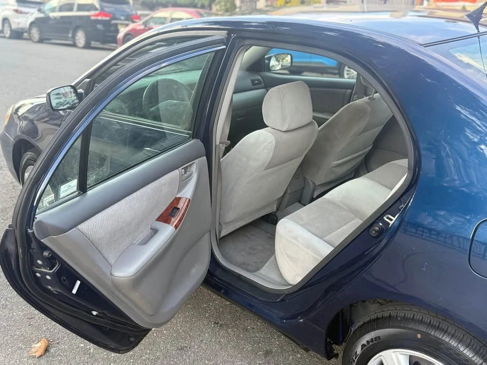 2007 Toyota Corolla 9th Gen - Image 9 of 12