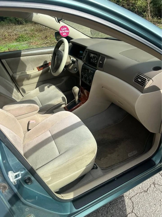 2007 Toyota Corolla 10th Gen - Image 9 of 11
