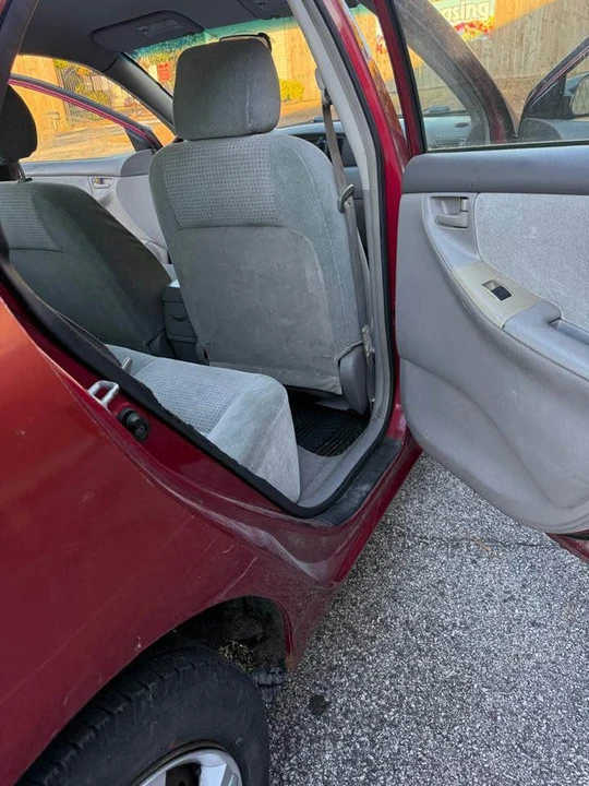 2007 Toyota Corolla 9th Gen - Image 3 of 13