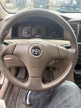 2007 Toyota Corolla 10th Gen - Image 2 of 8
