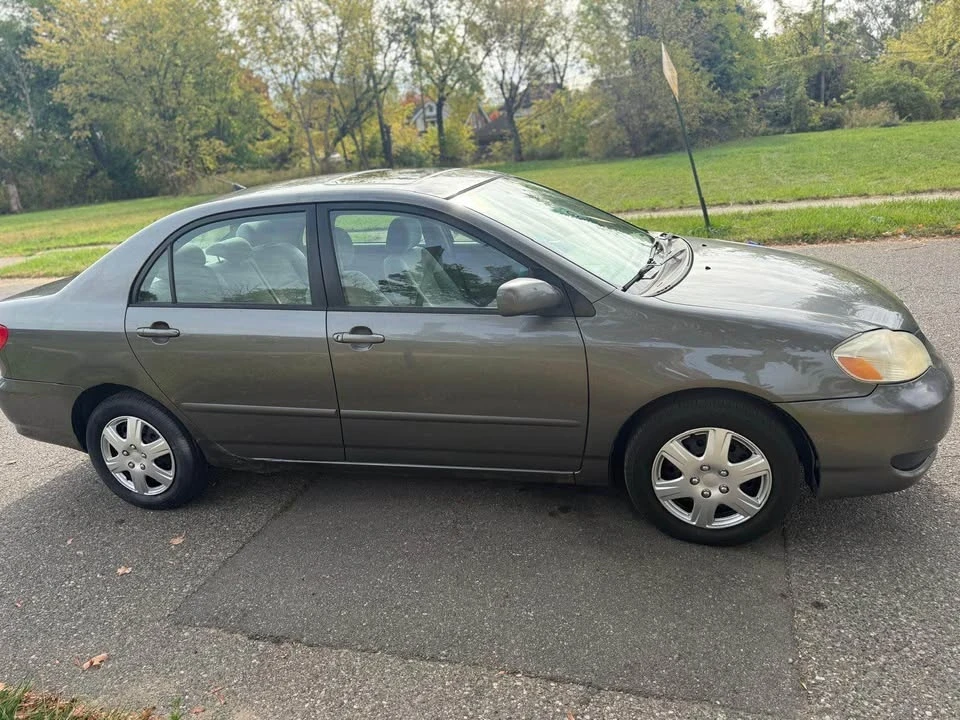2007 Toyota Corolla 9th Gen - Image 2 of 9
