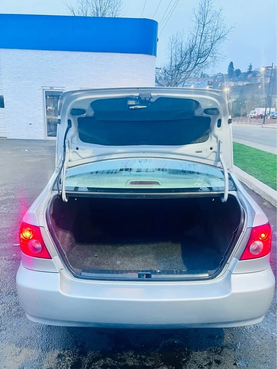 2007 Toyota Corolla 9th Gen - Image 6 of 10