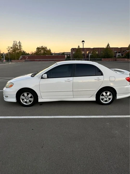 2007 Toyota Corolla 9th Gen - Image 6 of 10