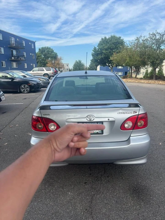 2007 Toyota Corolla 9th Gen - Image 5 of 10
