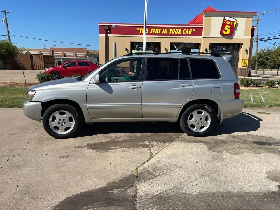 2007 Toyota Highlander - Image 2 of 8