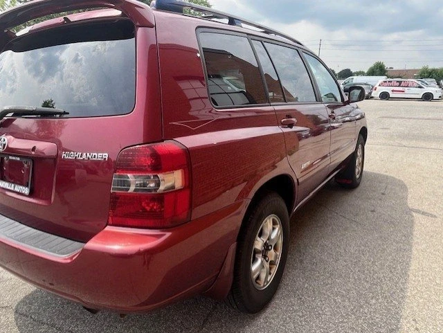 2007 Toyota Highlander - Image 2 of 16