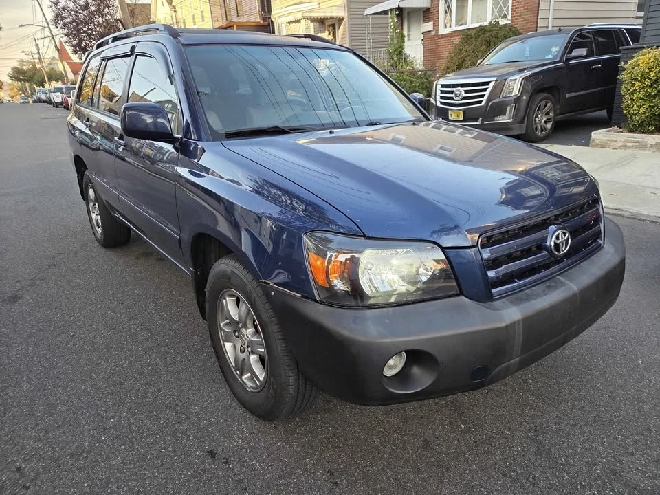 2007 Toyota Highlander - Image 2 of 12