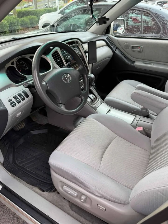 2007 Toyota Highlander - Image 10 of 14