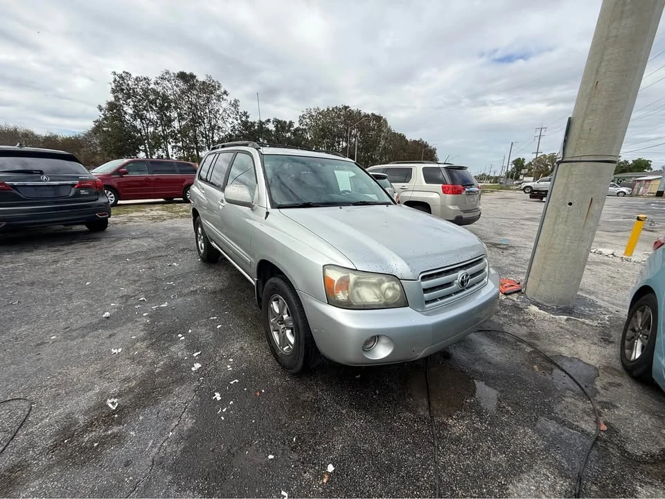2007 Toyota Highlander - Image 3 of 11