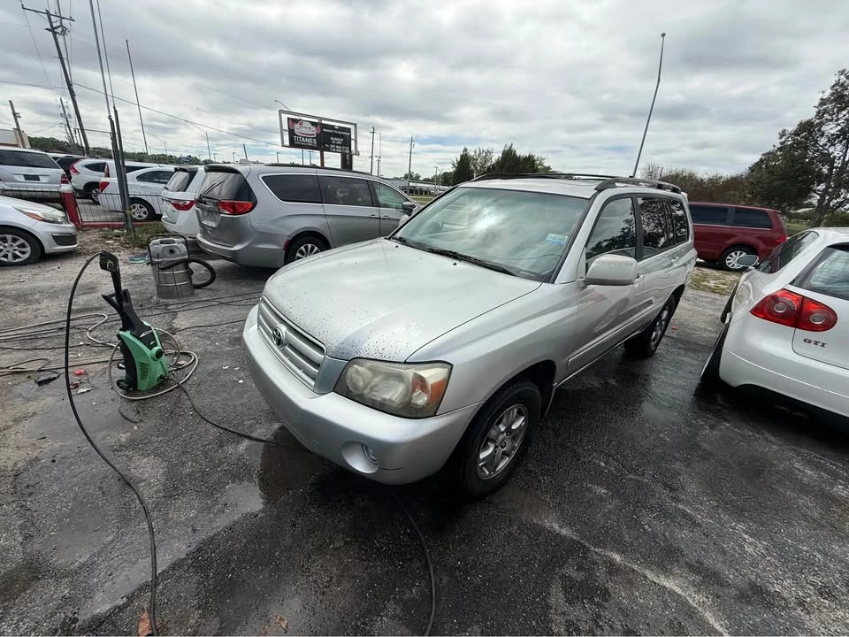 2007 Toyota Highlander - Image 2 of 11