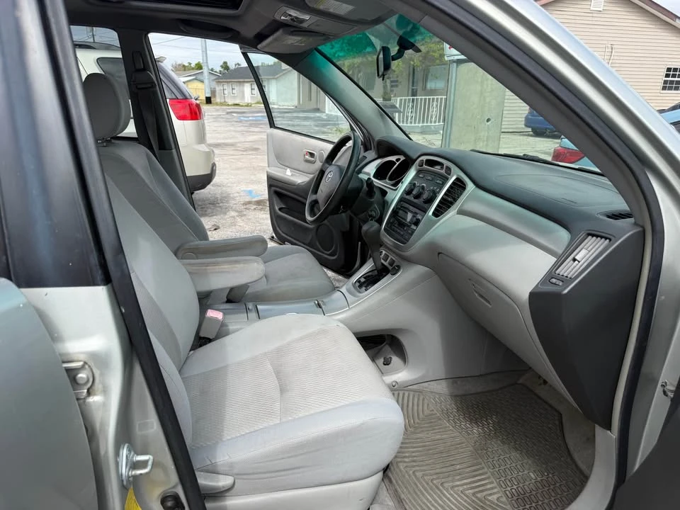 2007 Toyota Highlander - Image 10 of 11