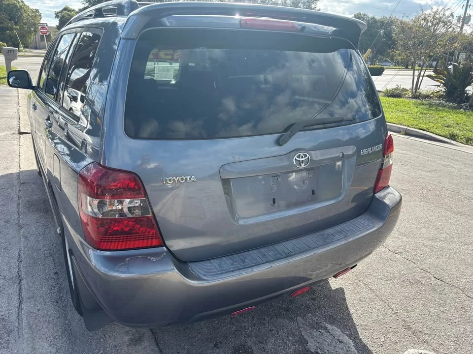 2007 Toyota Highlander - Image 2 of 4