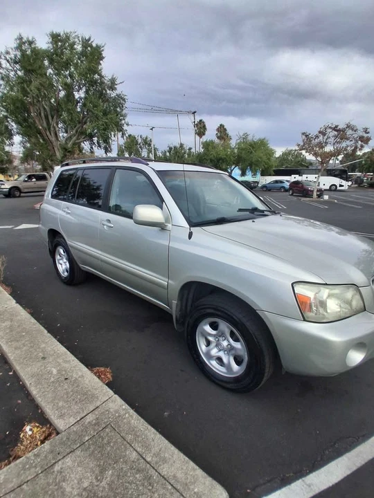 2007 Toyota Highlander - Image 2 of 15
