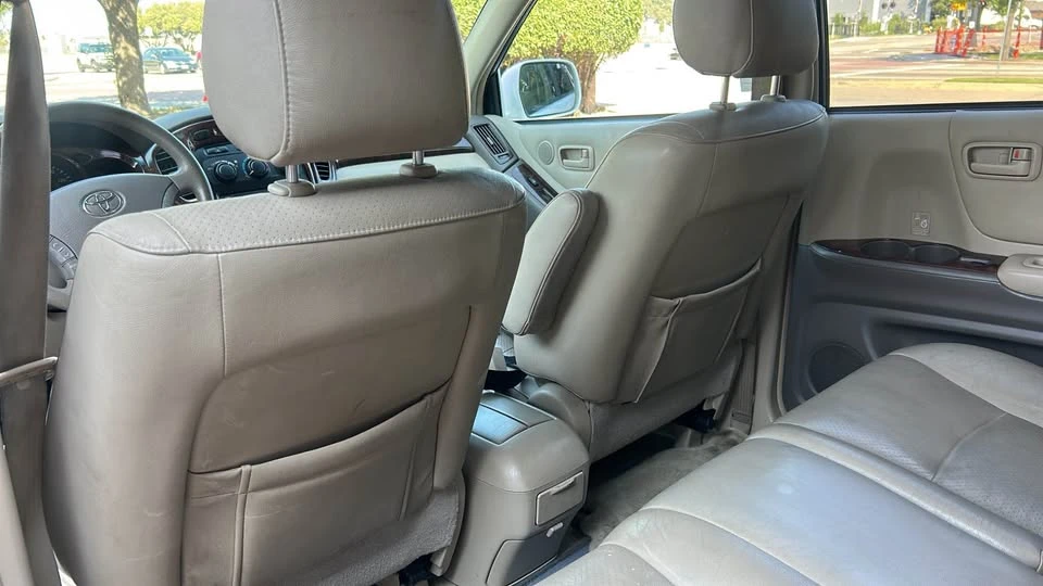 2007 Toyota Highlander - Image 8 of 18