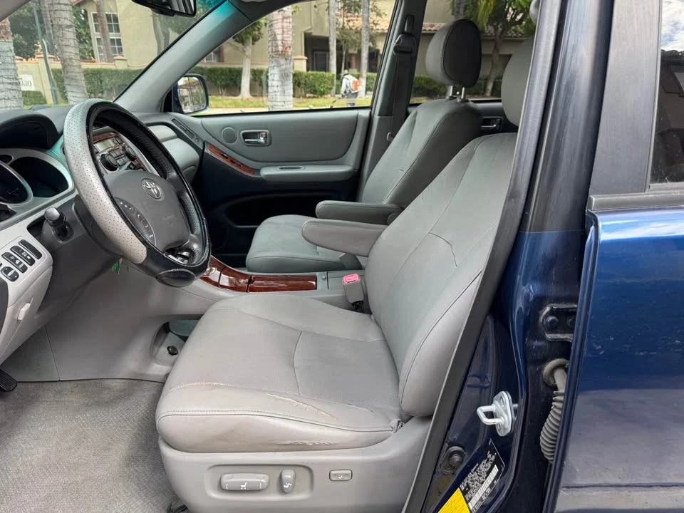 2007 Toyota Highlander - Image 8 of 16