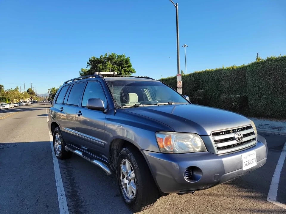 2007 Toyota Highlander - Image 2 of 15