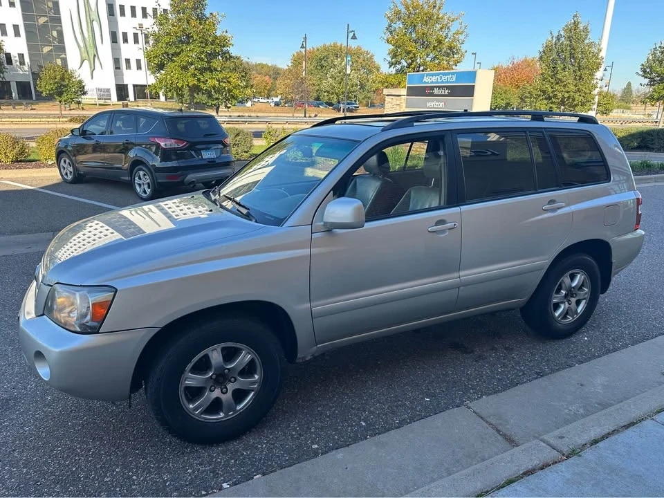 2007 Toyota Highlander - Image 2 of 18