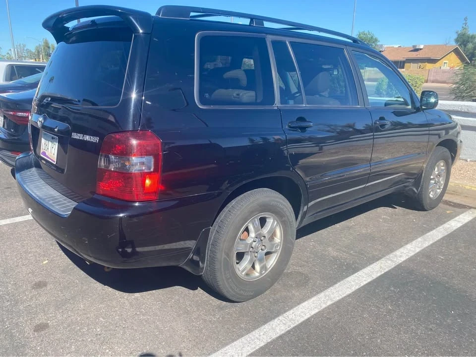 2007 Toyota Highlander - Image 10 of 19