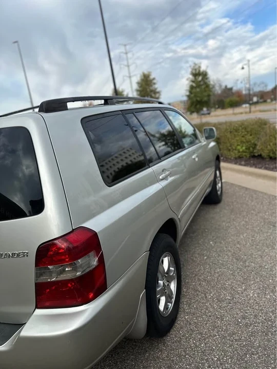 2007 Toyota Highlander - Image 2 of 10