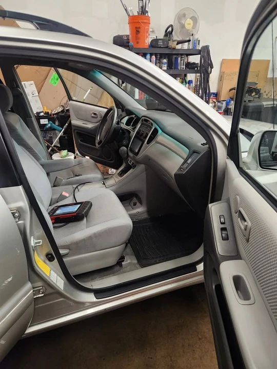 2007 Toyota Highlander - Image 2 of 14