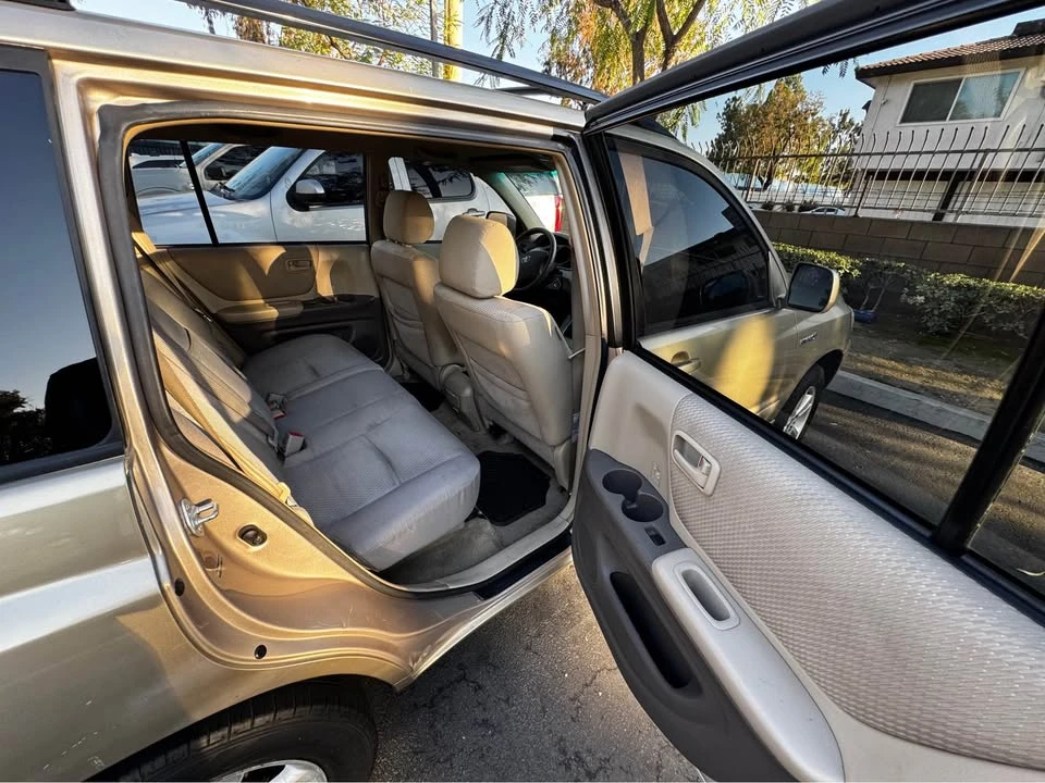 2007 Toyota Highlander - Image 8 of 14