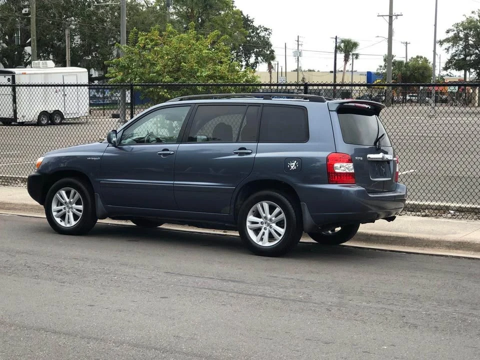 2007 Toyota Highlander - Image 2 of 10