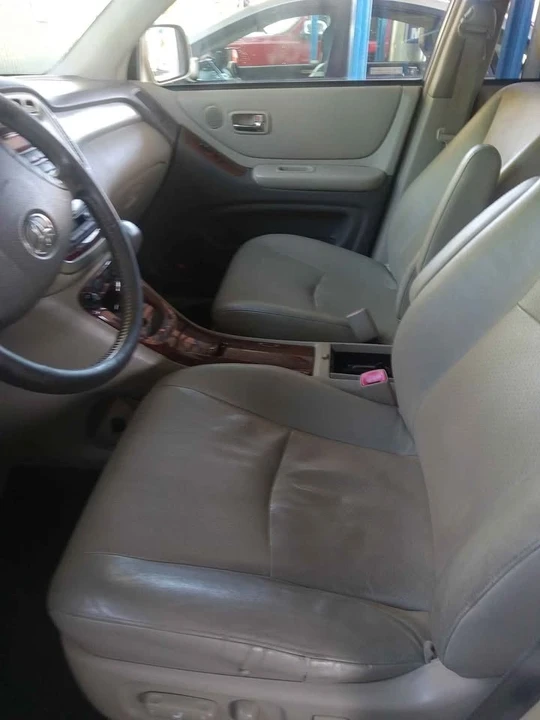 2007 Toyota Highlander - Image 7 of 9