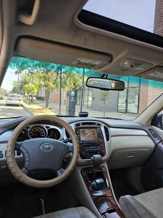 2007 Toyota Highlander - Image 10 of 15