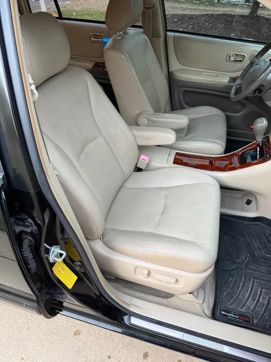 2007 Toyota Highlander - Image 9 of 15