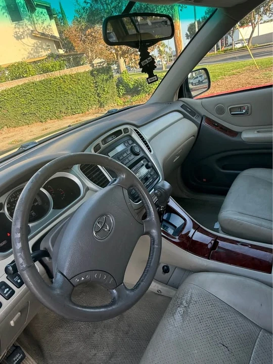 2007 Toyota Highlander - Image 10 of 13