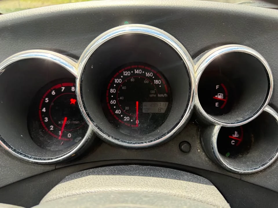 2007 Toyota Matrix 1st Gen - Image 14 of 15