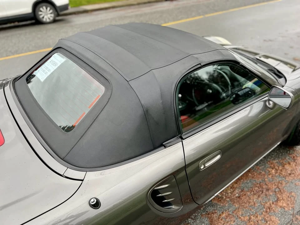 2007 Toyota MR2 Spyder/MR-S - Image 10 of 20