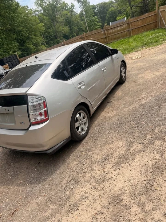 2007 Toyota Prius 2nd Gen - Image 3 of 8