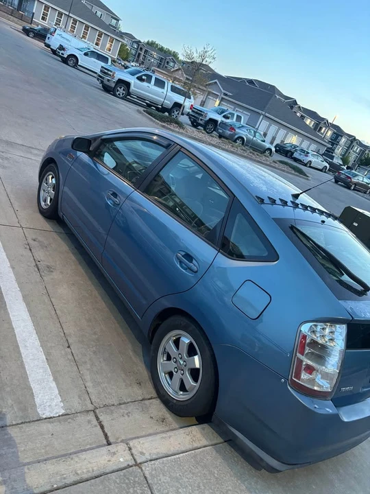 2007 Toyota Prius 2nd Gen - Image 2 of 3