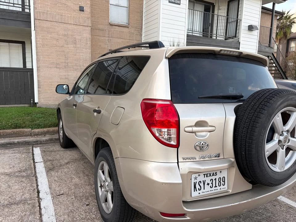 2007 Toyota RAV4 3rd Gen - Image 3 of 8