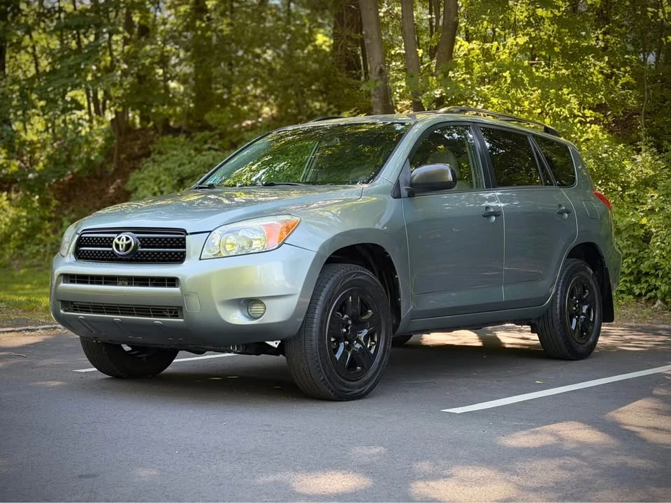 2007 Toyota RAV4 3rd Gen - Image 3 of 19