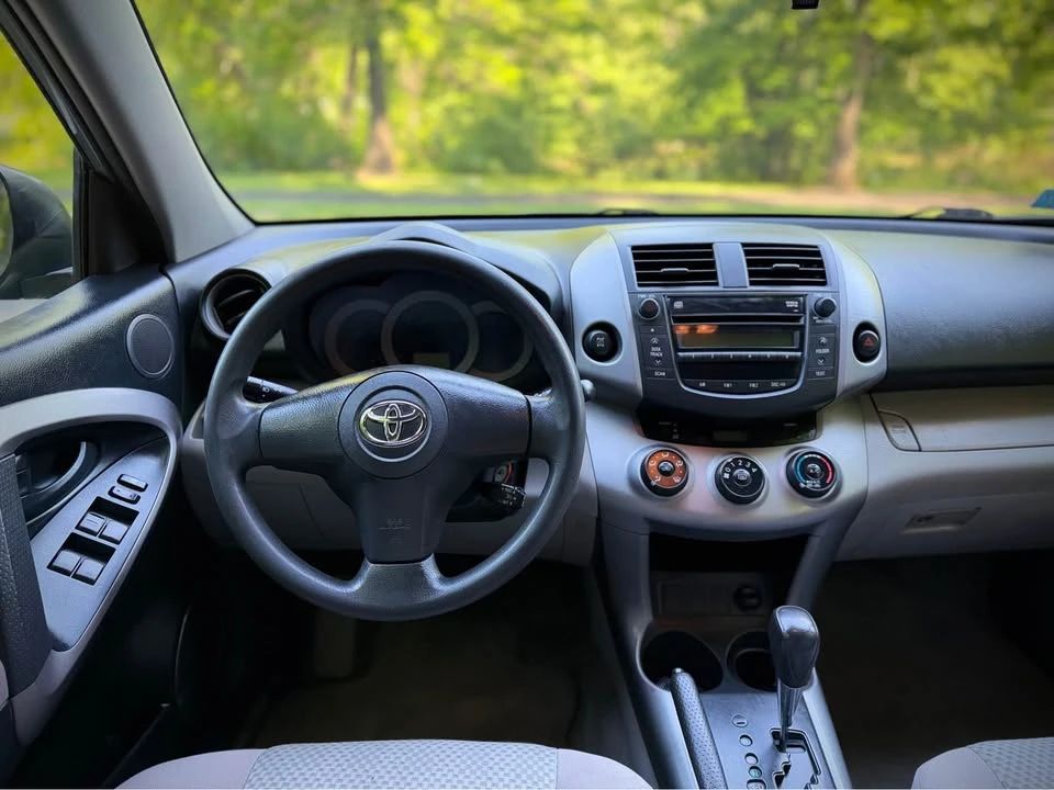 2007 Toyota RAV4 3rd Gen - Image 16 of 19