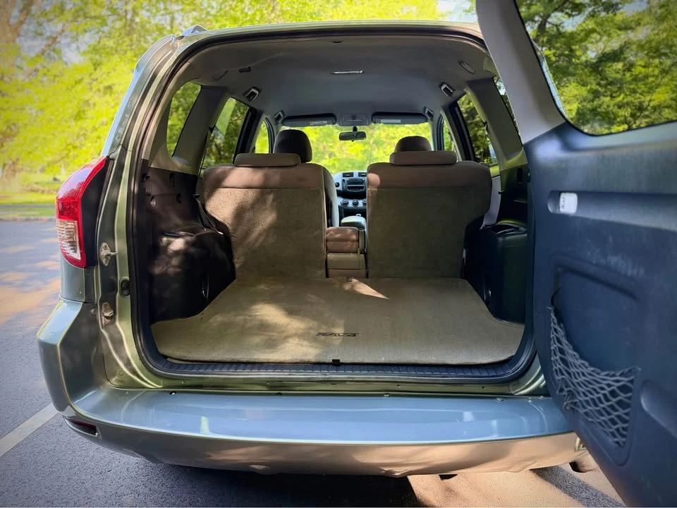 2007 Toyota RAV4 3rd Gen - Image 12 of 19